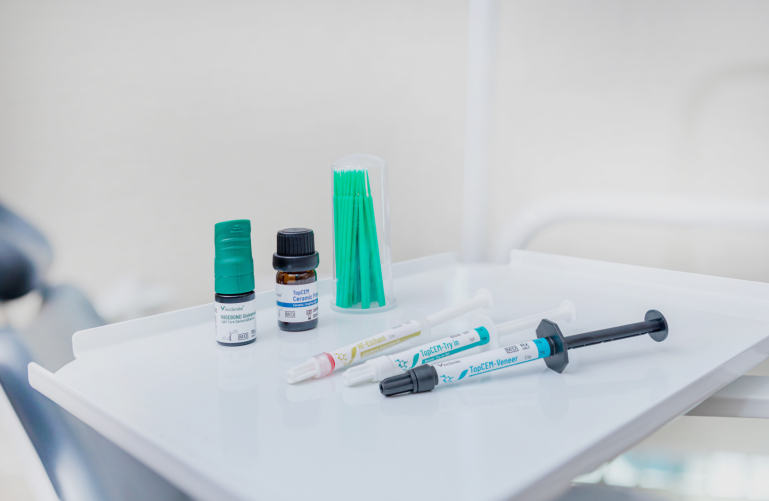 TOPCEM Veneer System- Veneer Cementation KIT